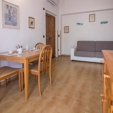Appartement Comfy By The Sea With Balcony! *