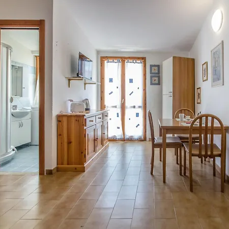 Comfy By The Sea With Balcony! Castelsardo